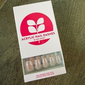 Red Aspen Acrylic Nail Dashes Driven Dillon